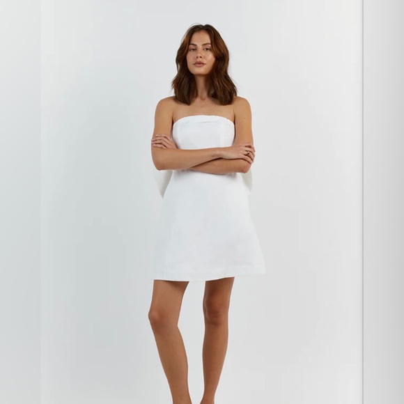 DISSH | Dresses | Dissh Aisle White Linen Back Bow Dress | Poshmark